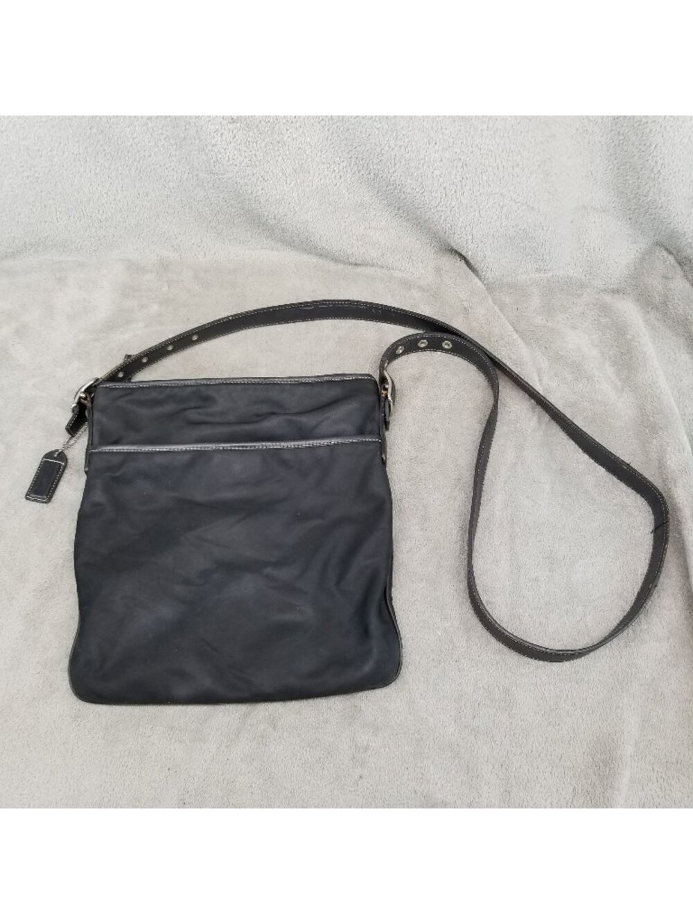 Coach Bag Womens 10x11 Black Nylon Cross Body Purse *Read*
